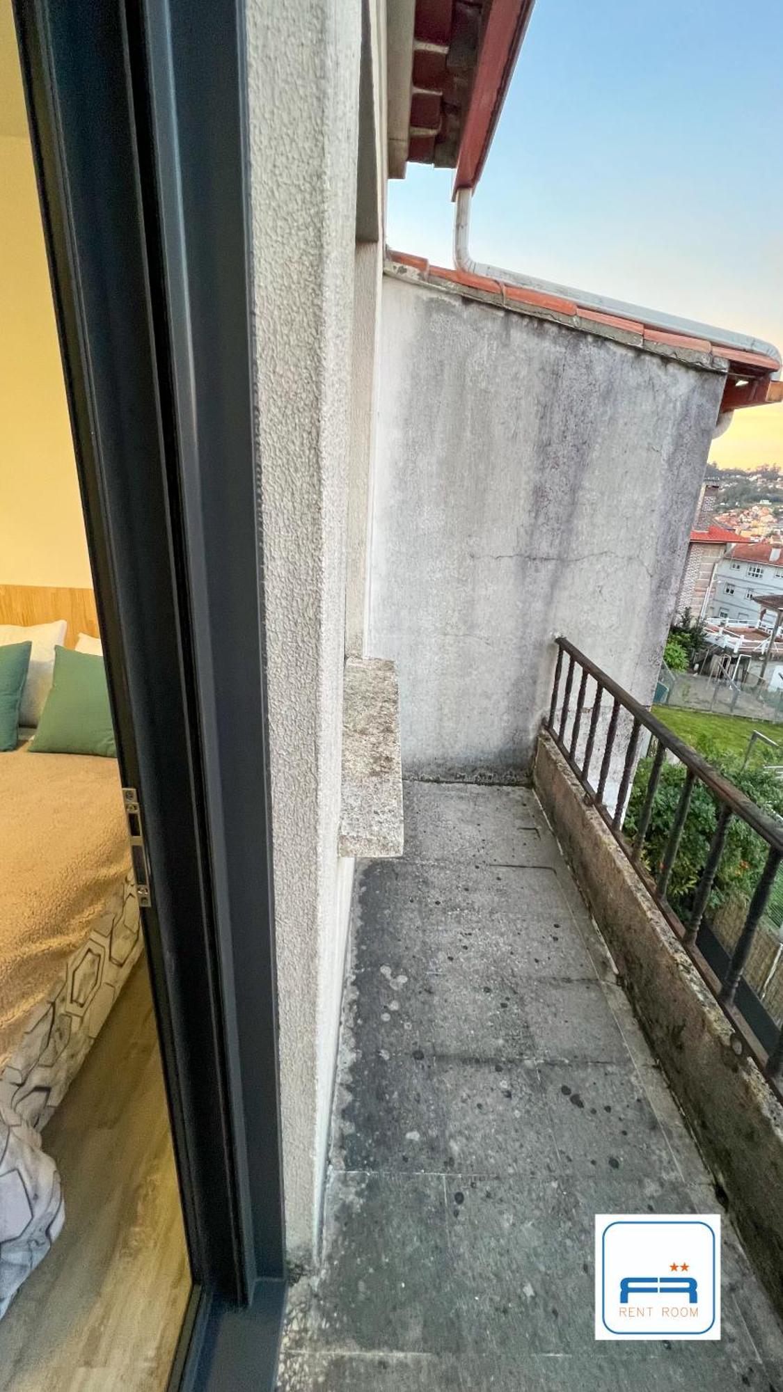 Amplia Casa De 9 Hab, Cabral. Vigo Exterior foto