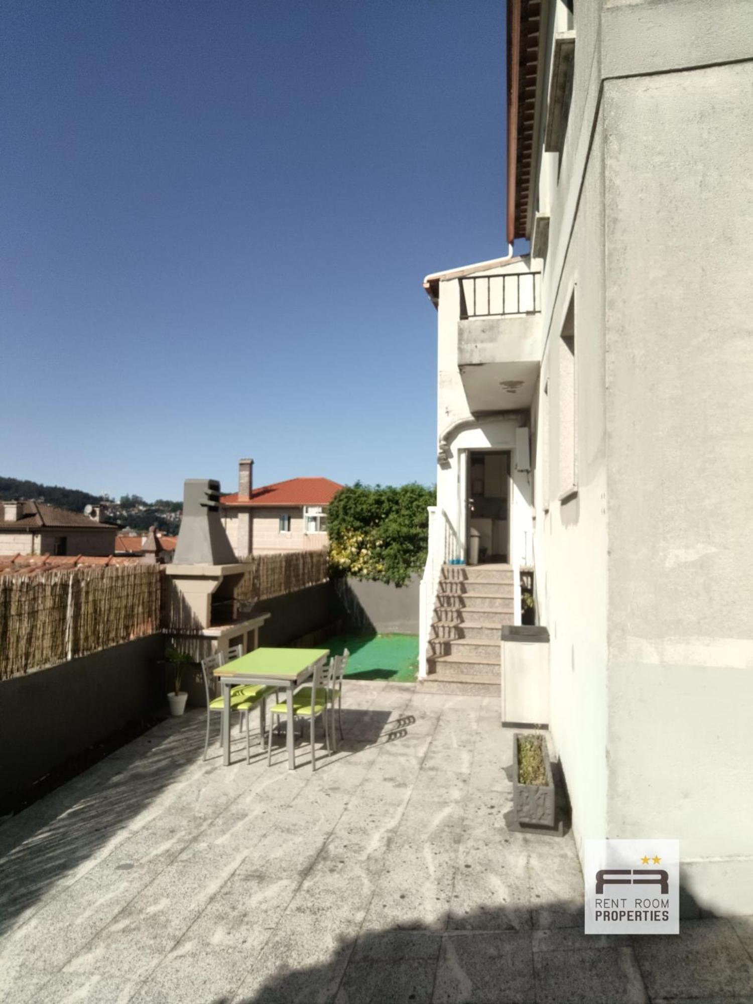 Amplia Casa De 9 Hab, Cabral. Vigo Exterior foto