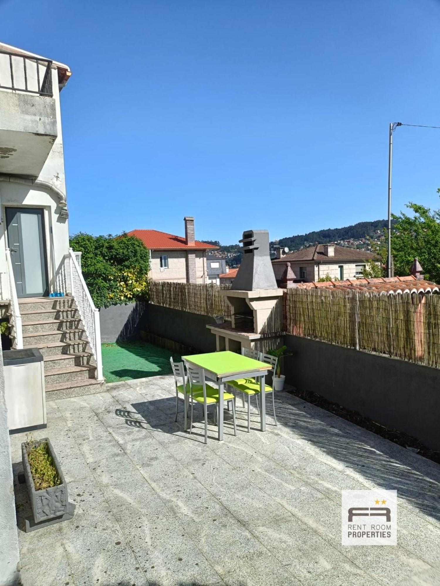 Amplia Casa De 9 Hab, Cabral. Vigo Exterior foto